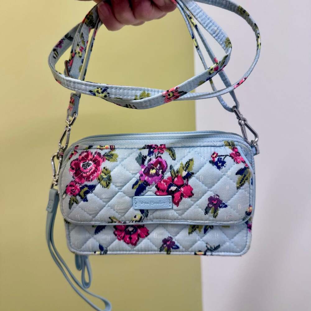Vera Bradley Quilted Mini Wallet Wristlet Crossbody Water Bouquet Blue Floral